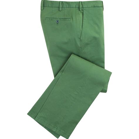 Wool gabardine trouser in dark green 